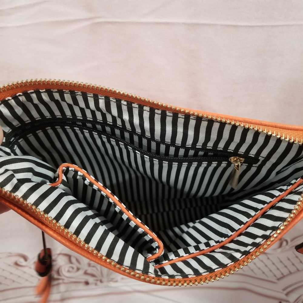 Pumpkin Orange Crossover Bag Purse, Gold Chain - Picture 6 of 6